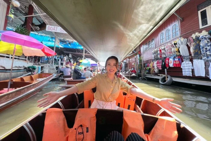 Float Market