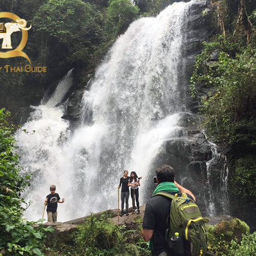 Chiang Mai Private Tour to Doi Intanon, Waterfall and Karen Village
